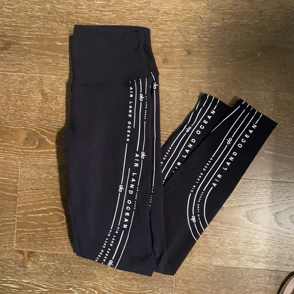 ALO Yoga Pants - ALO Yoga Leggings